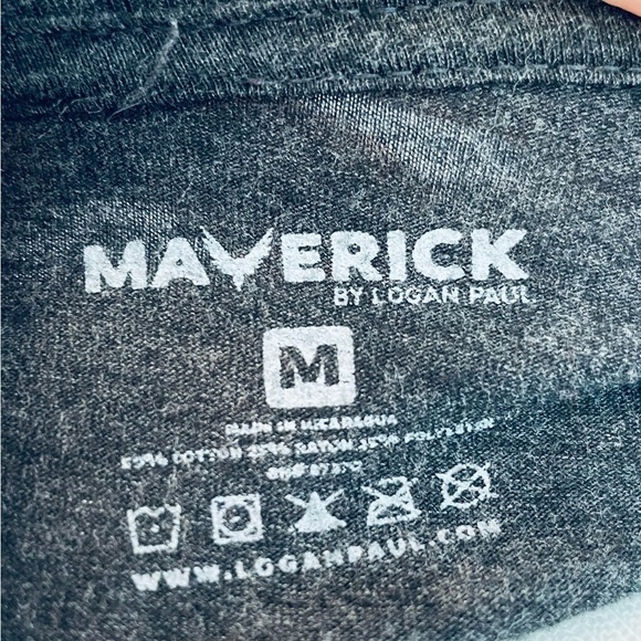 Boys gray Maverick T Shirt, Medium, Excellent Condition, Logan Paul - Picture 3 of 8